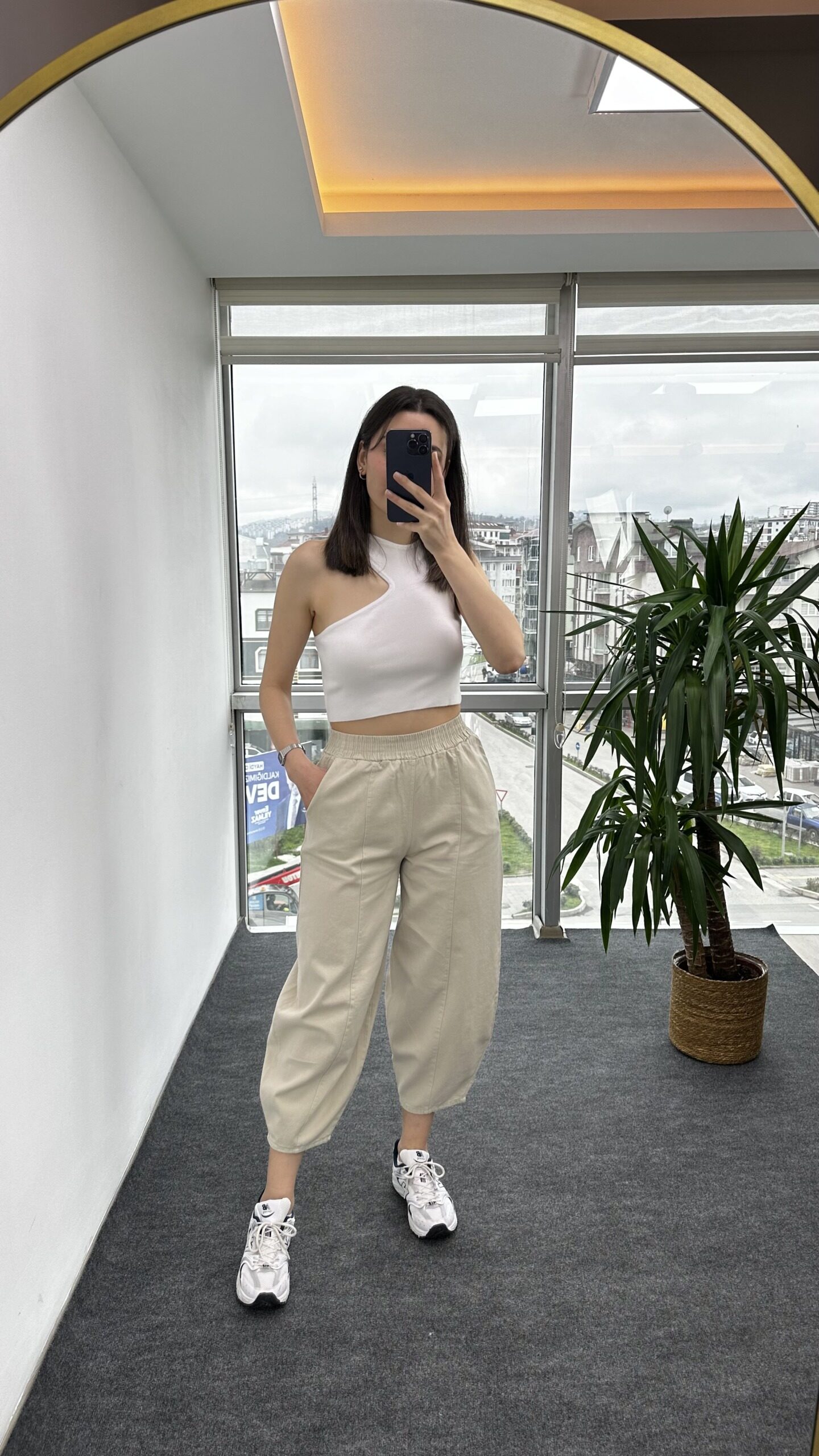 Taş Dikişli Gabardin Şalvar Pantolon - Görsel 3