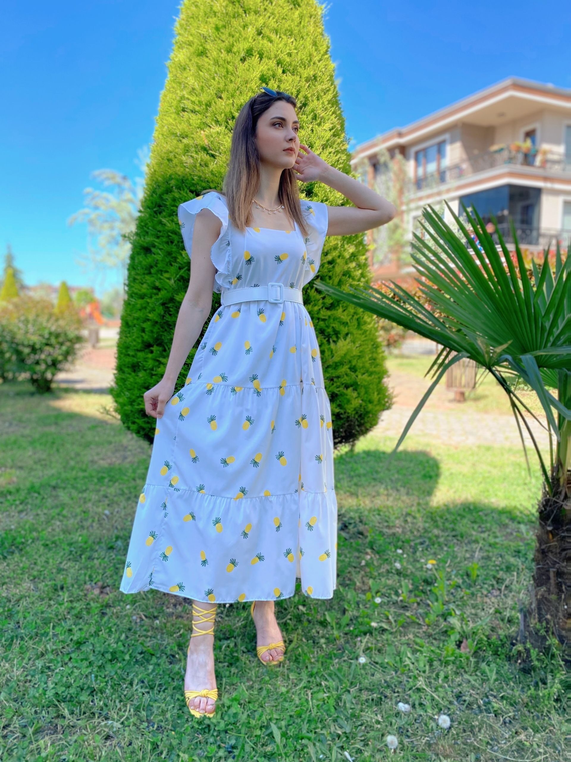 Beyaz Ananaslı Kemerli Elbise - Görsel 4