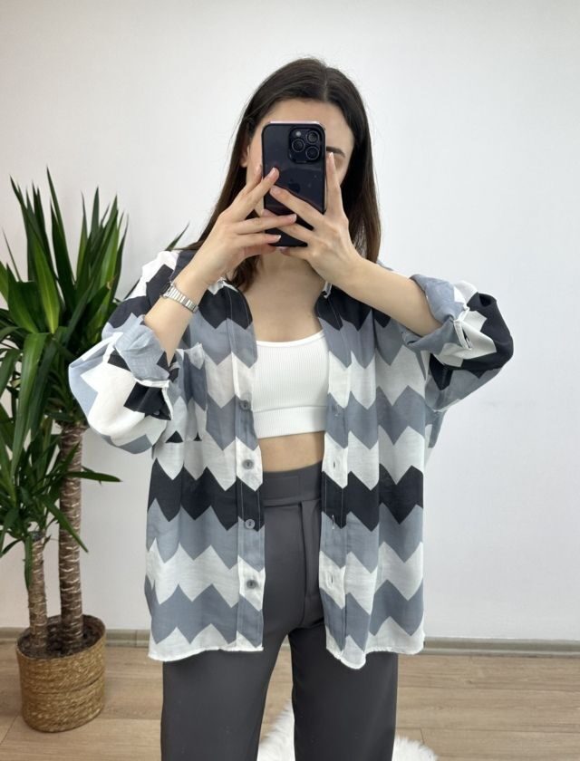 Gri Zigzag Desen Oversize Gömlek
