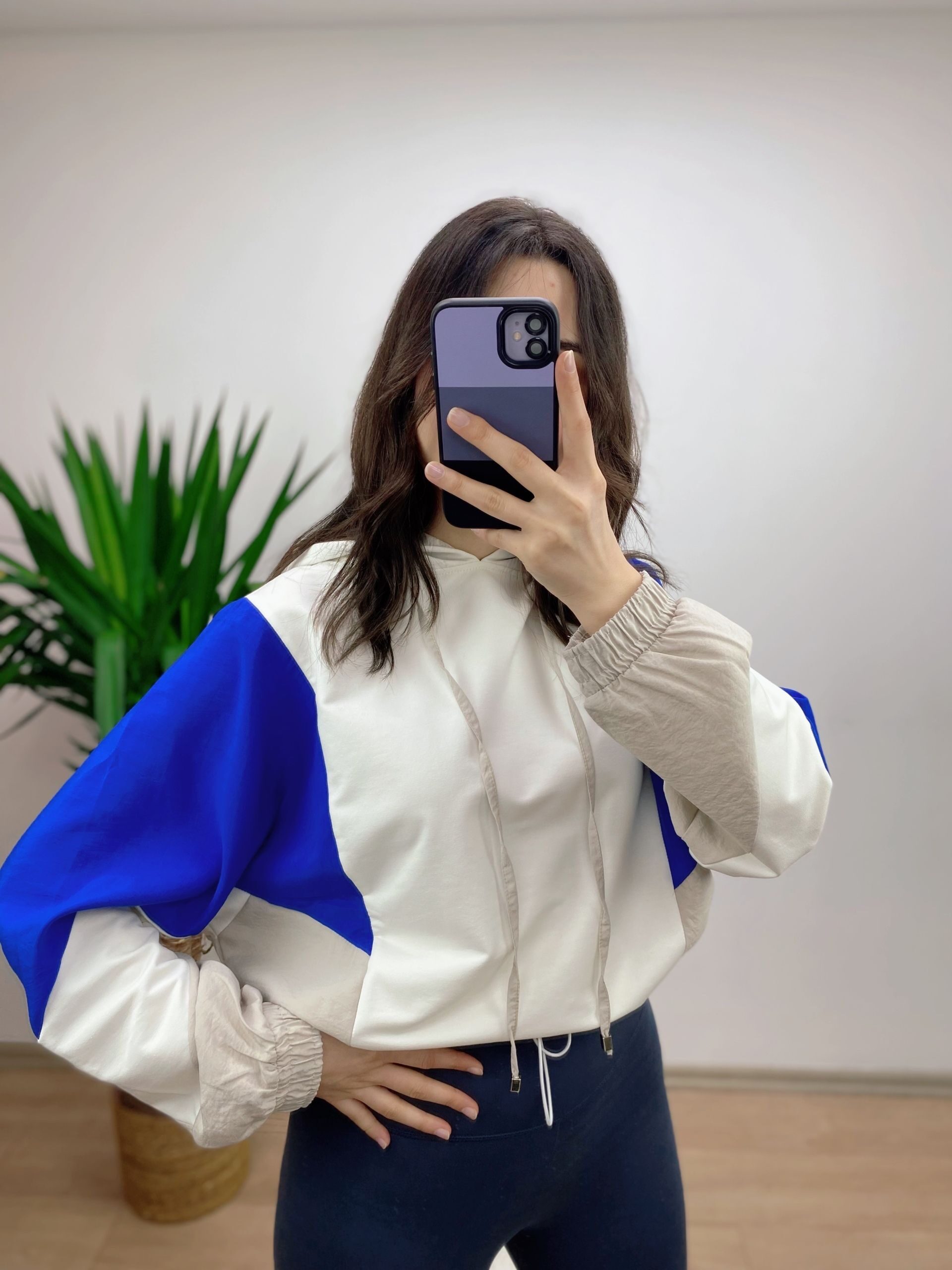 Marka Model Kapşonlu Sweat - Görsel 2