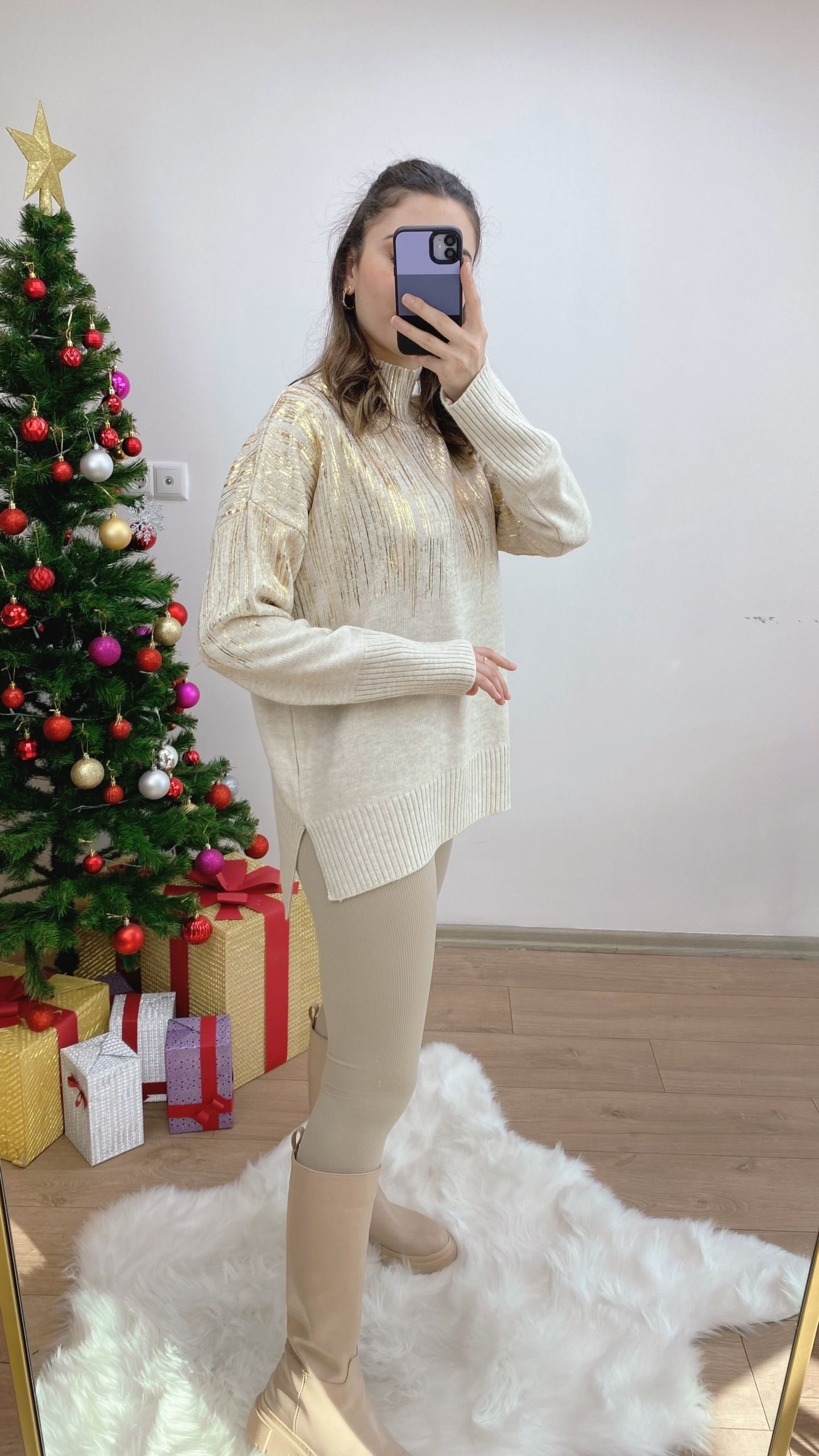 Ekru yaldızlı Oversize Kazak - Görsel 3