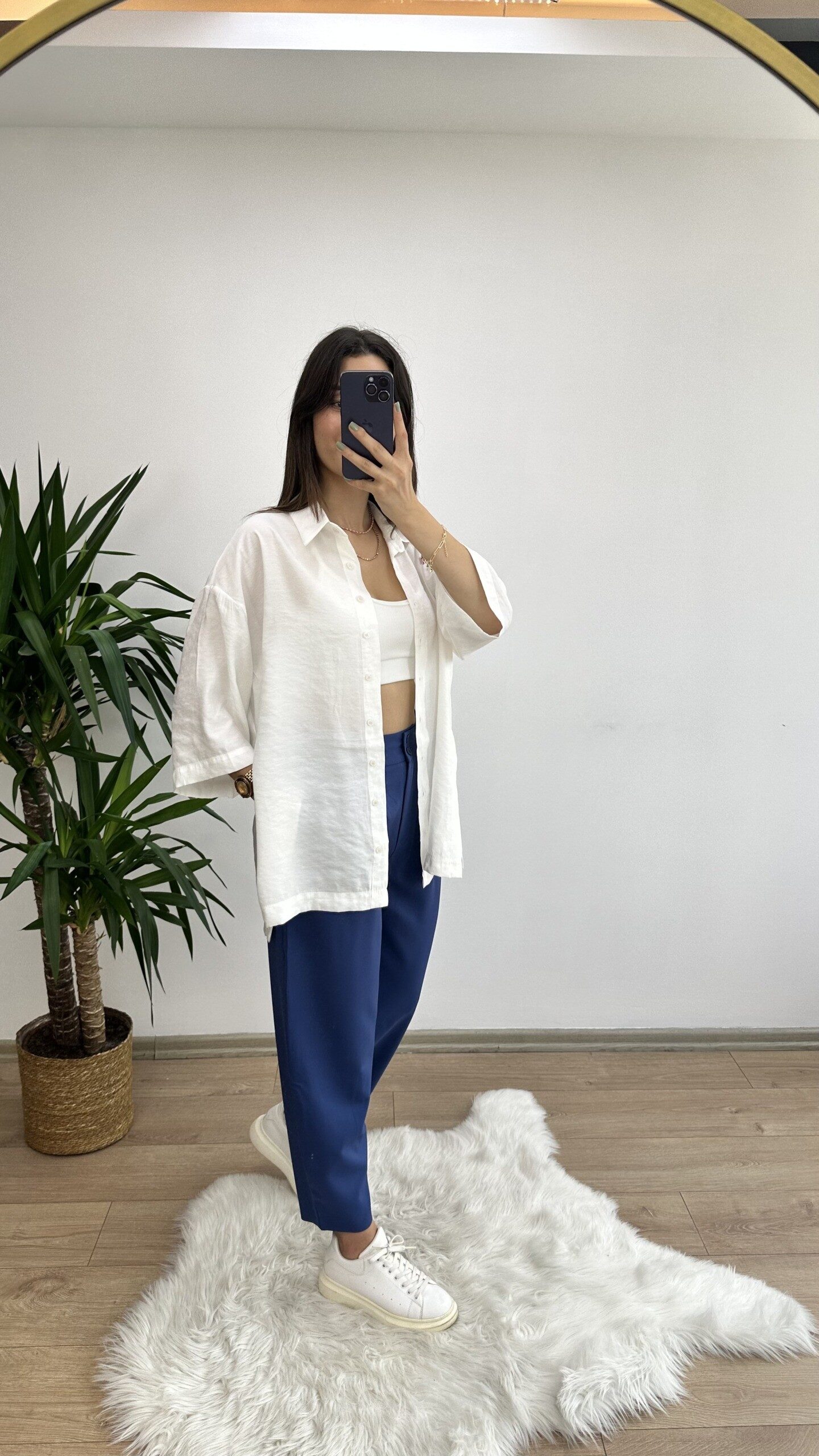 Ekru Yanları Yırtmaçlı Oversize Gömlek - Görsel 6